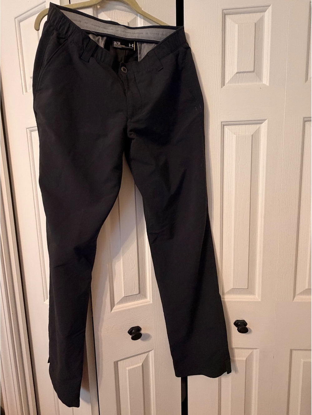 Under Armour dark gray pants 34/32